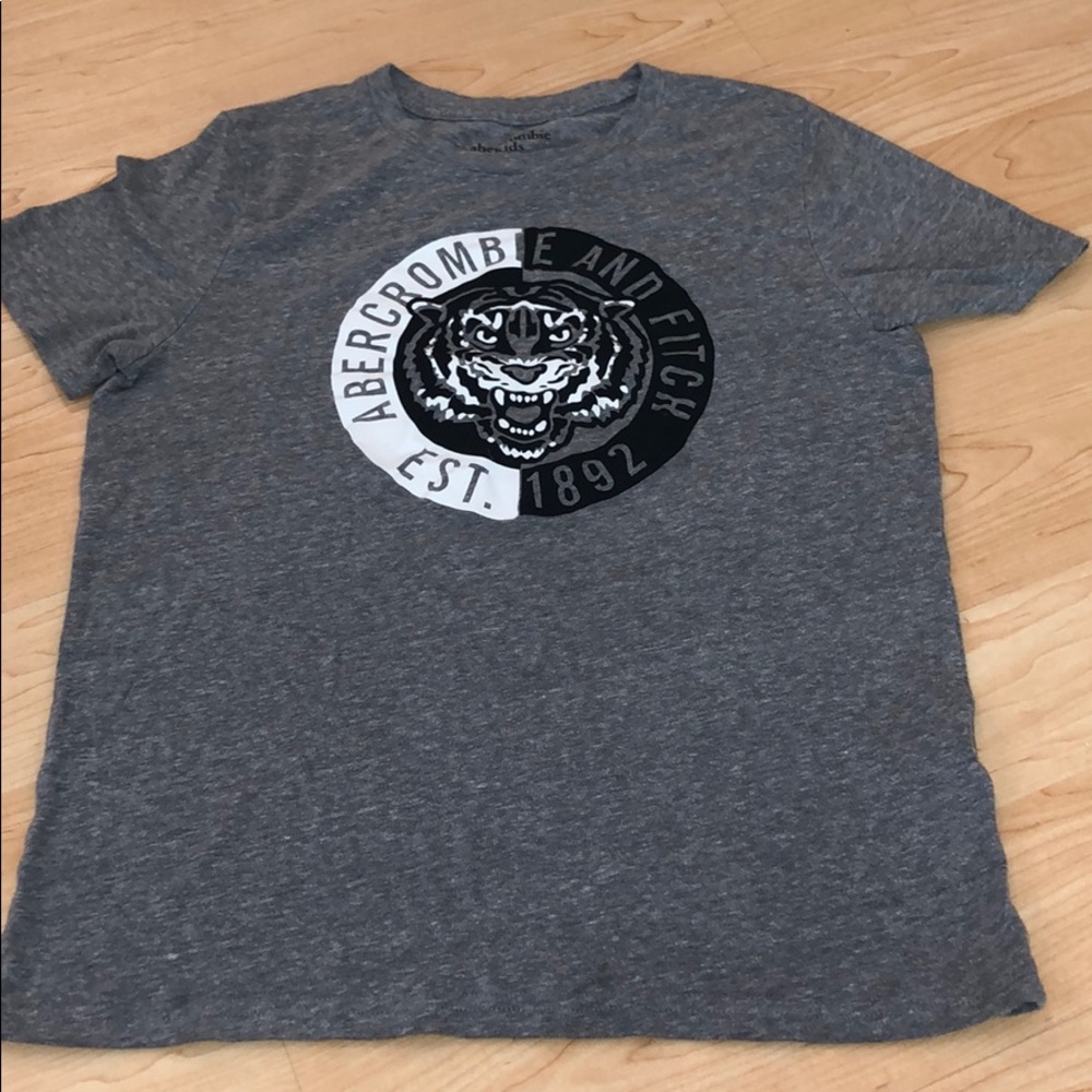 boys tshirt !!